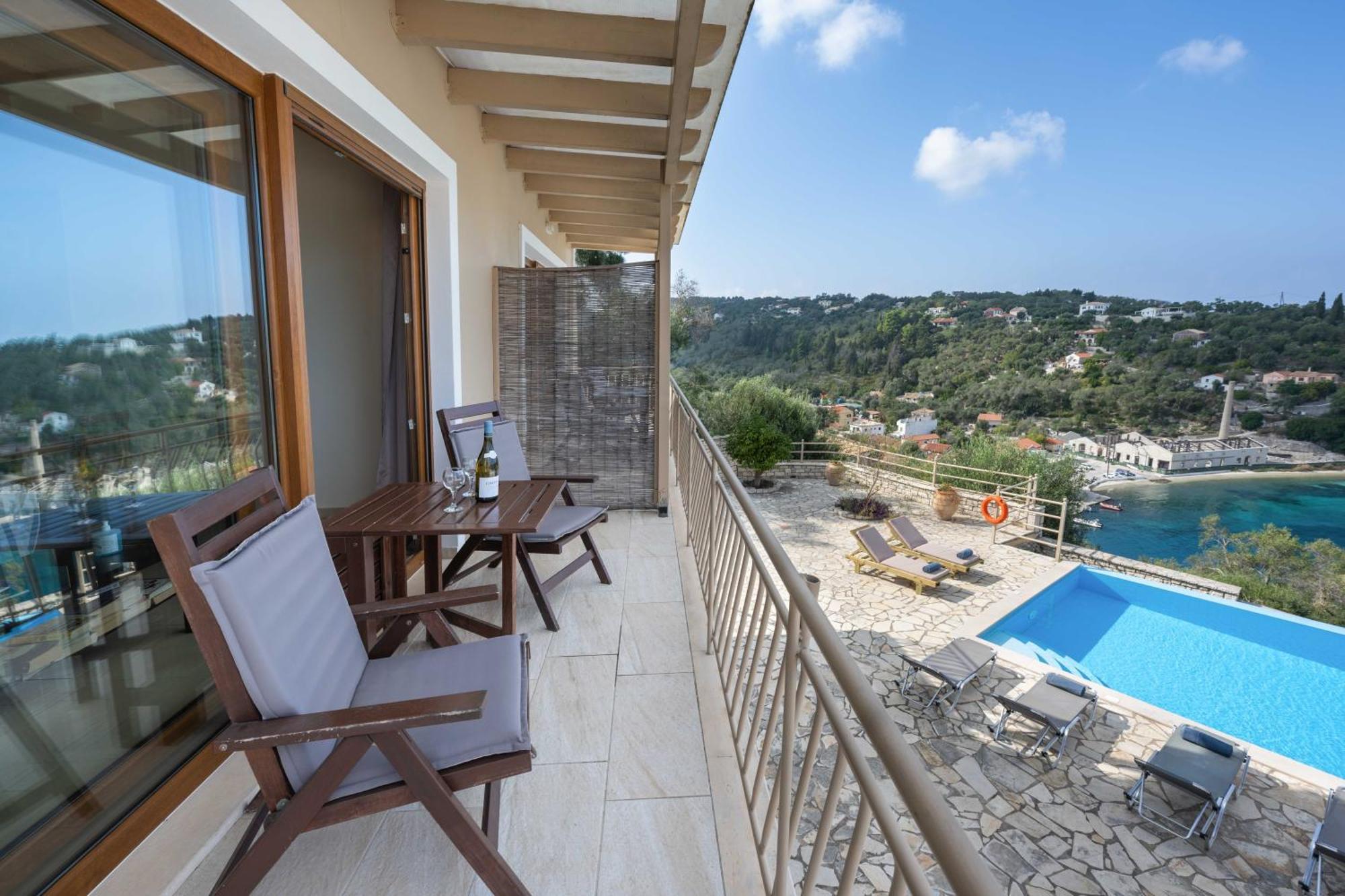 Pangolas Apartments Paxos Longós Exterior foto